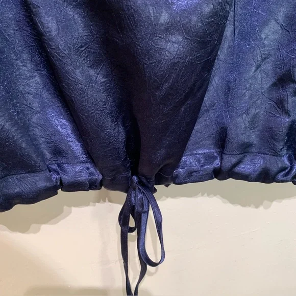 Elegant Blue Satin Top - Picture 5 of 10